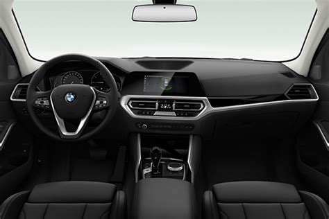 BMW PH offers entry-level 318i Sport for only P3.19M