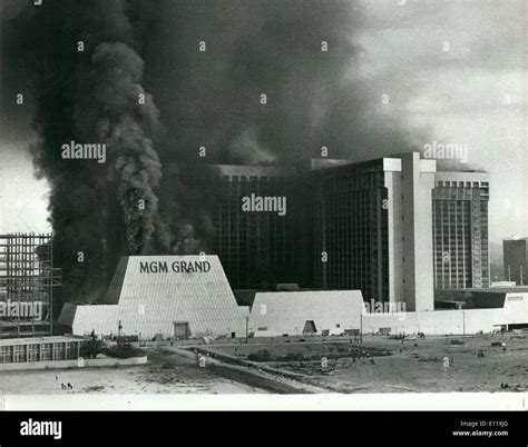 83 die in hotel inferno les vegas hi-res stock photography and images ...