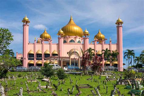 Kuching Attractions - 100+ Things to Do and Places to Visit in Kuching