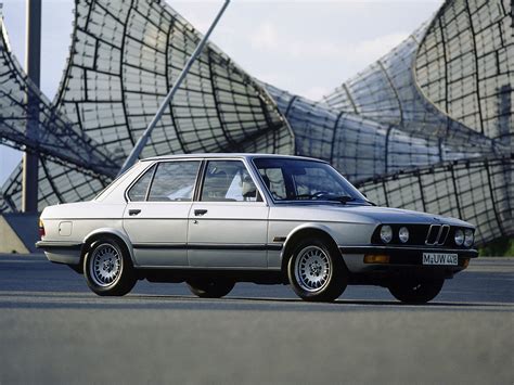 BMW 5 Series (E28) specs - 1981, 1982, 1983, 1984, 1985, 1986, 1987 ...