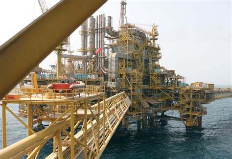 Maersk Oil Qatar: new platforms near completion - Oil & Gas Middle East