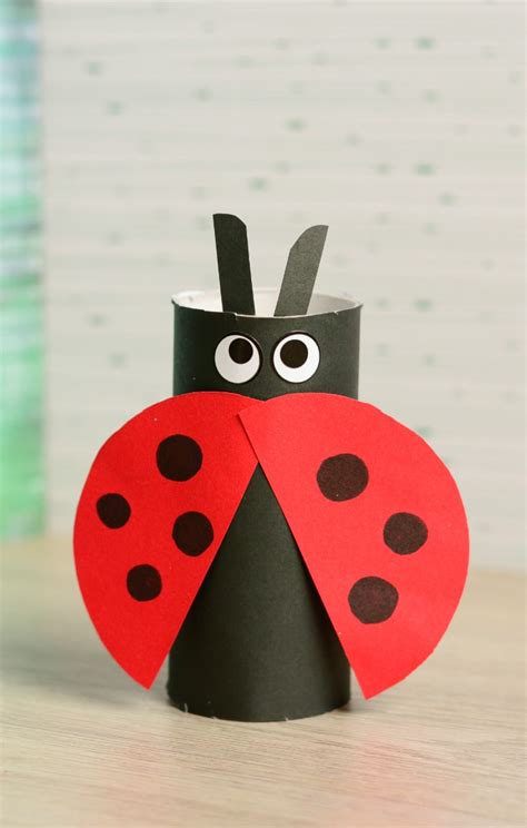 Toilet Paper Roll Ladybug Craft - Easy Peasy and Fun