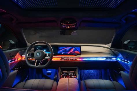 2023 BMW i7 は、新しい広告でより良い観光客になるのに役立ちます - JP NewsS