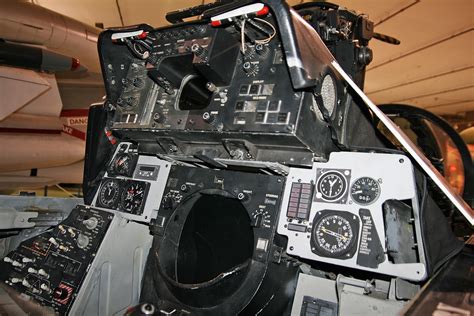 F-14 Tomcat | F14 tomcat, Cockpit, Soyuz spacecraft