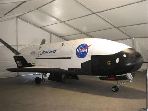 The Crusty X-37B Space Plane Is as Mysterious as It Is Dirty | Inverse