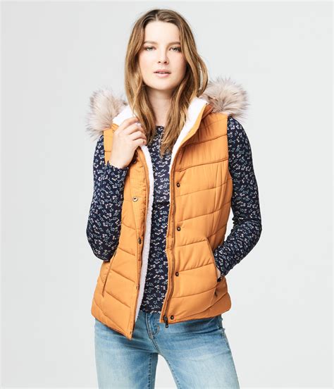 Hooded Puffer Vest