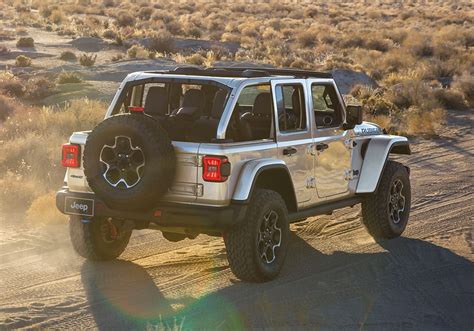 Arriba 61+ imagen 2023 jeep wrangler convertible top - Thptnganamst.edu.vn