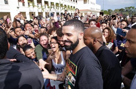 Drake Films "God's Plan" Music Video in Miami | Miami New Times