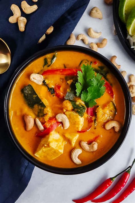 Vegan Thai Red Curry with Kabocha Squash & Tofu (Quick & Easy)