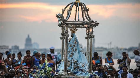 The History of Yemaya, Santeria's Queenly Ocean Goddess Mermaid | Teen ...