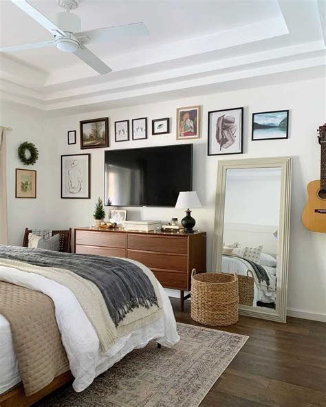 Modern Farmhouse Bedroom TV Ideas - Soul & Lane