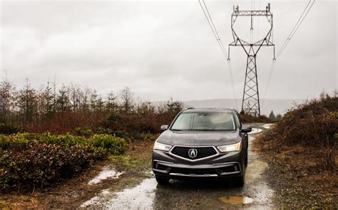 New Acura MDX Sport Hybrid exhibits poise, refinement - CNET