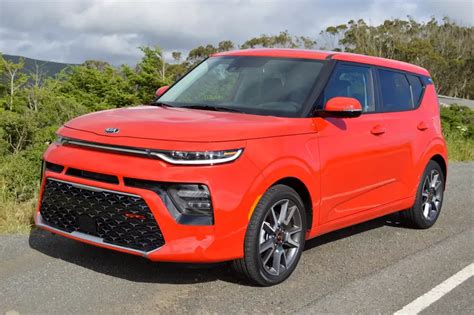 2020 Kia Soul GT-Line 1.6 Turbo Review by David Colman - It's E15 ...