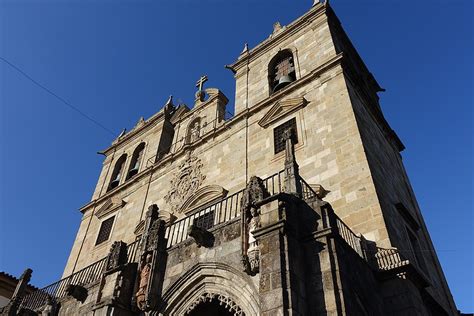 Braga Cathedral - Nomads Travel Guide