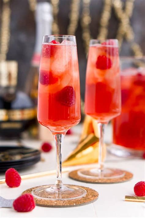 12 Amazing Champagne Cocktails To Ring In The New Year - Fun Money Mom