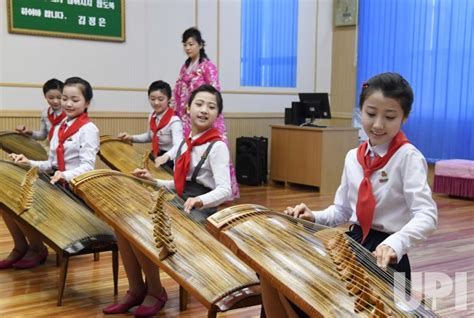 Photo: North Korean students display their skills - h54237653 - UPI.com