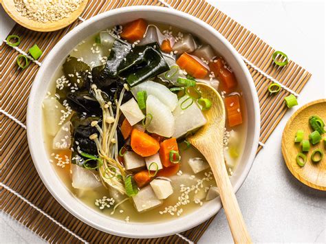 Vegan Daikon Miso Soup Recipe - Karinokada