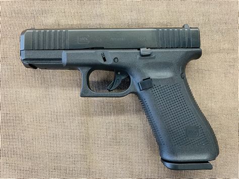 Glock Model 45 9mm auto 17+1 capacity with front serrations – Saddle ...