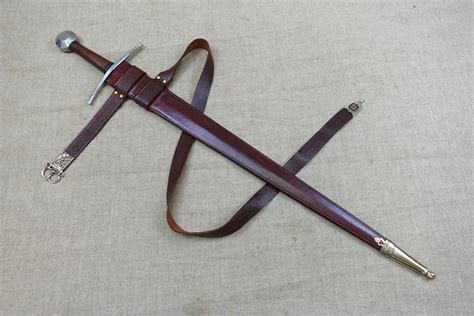 Buy accurate medieval swords, daggers and crossbows - Tod's Workshop ...