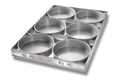 Commercial Muffin & Cake Pans - Custom Pans - American Pan