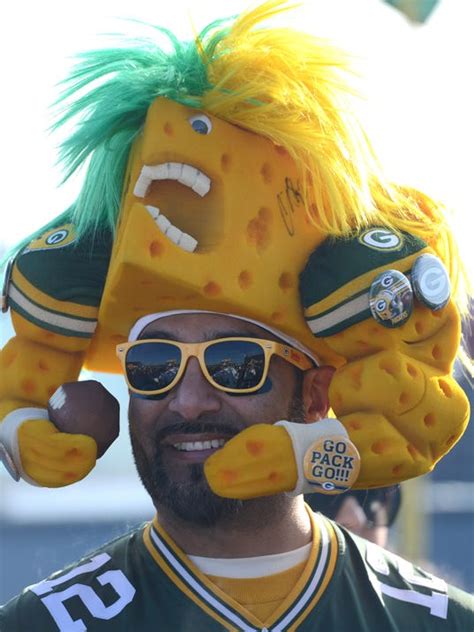 Calling all cheeseheads: Packers Project wants your stories