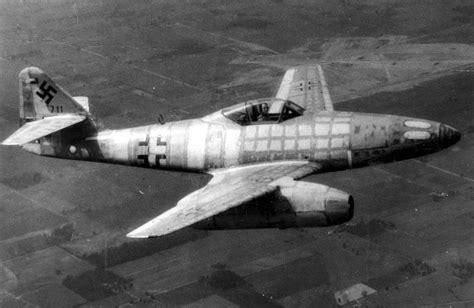 World War II Pictures In Details: Messerschmitt Me 262 Schwalbe Over ...