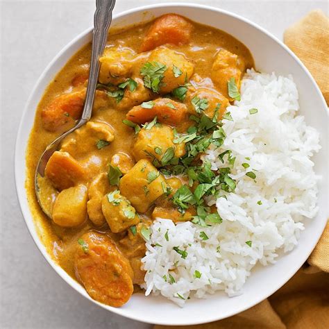 Coconut Curry Chicken Recipe With Potatoes - foodrecipestory