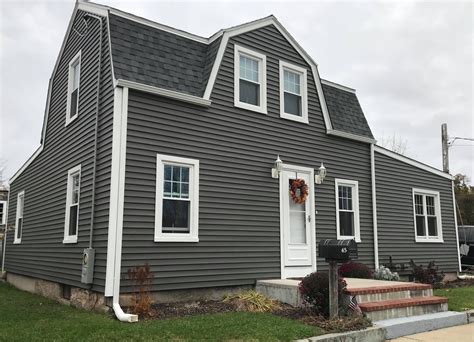 Mastic Vinyl Siding & Harvey Windows, Acushnet, MA | Contractor Cape ...