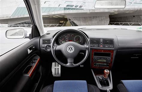 Volkswagen Golf MkIV - interior