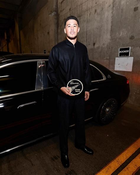 Devin Booker Earns NBA Style of the Year Award, Highlights It With a ...