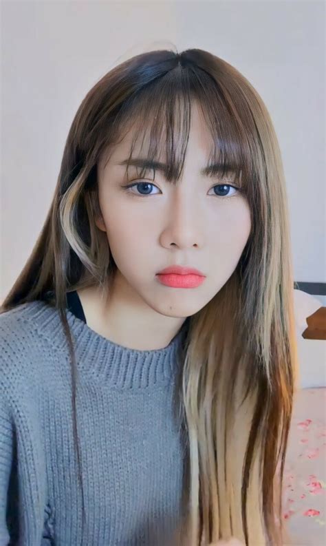 Pin on Yoohyeon • (Dreamcatcher)