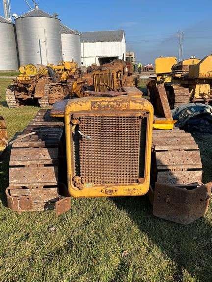 Caterpillar D2 Parts Tractor *PARTS ADDED* - Aumann Auctions, Inc.