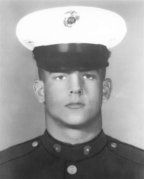 Corporal Larry L. Maxam, US Marine Corps Medal of Honor recipient ...