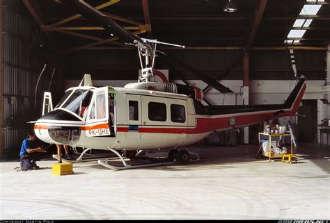 Bell 205A-1 - National Utility Helicopters | Aviation Photo #2110066 ...