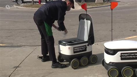 Food delivery robots huge hit on Ohio college campus