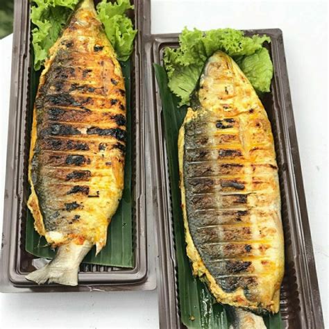 Gambar Ikan Bakar Bandeng / Ikan Bakar Bandeng Omah Resep | Alexander ...