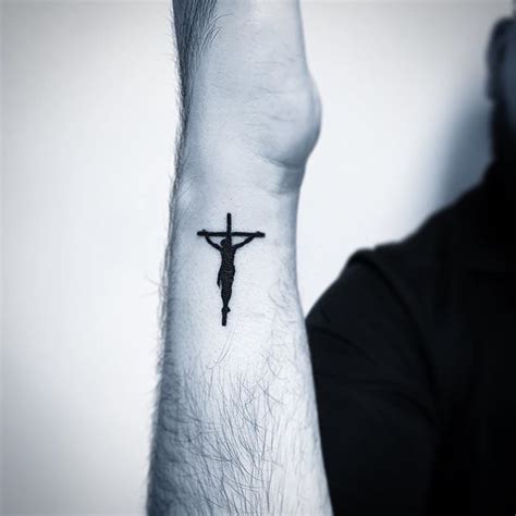 Top more than 73 black jesus cross tattoo best - in.cdgdbentre