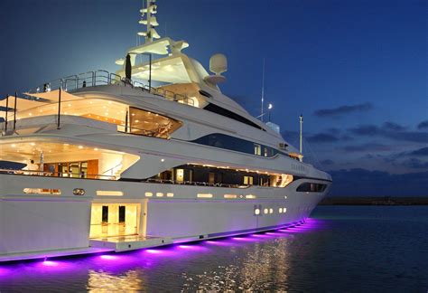 Seanna 65M | Luxury yachts, Yacht design, Yacht