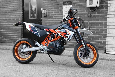 2016 KTM 690 SMC-R