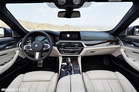 Interior and Design: 2017 BMW G30 5 Series - BMW.SG | BMW Singapore ...