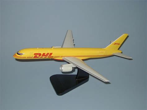 Boeing 757 / DHL Airplane Model – Mahogany Airplane Models