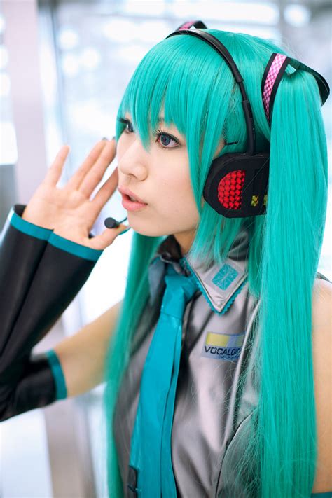 HQ Hatsune Miku cosplay footage – Mikufan.com