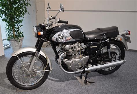 File:Honda Dream CB450.jpg - Wikimedia Commons