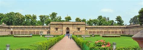 Sarnath - Sarnath Tourist & Travel Guide - Places to Visit in Sarnath