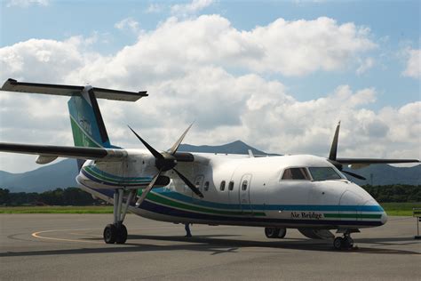 Yun Free Stock Photos : No. 4535 A propeller plane [Japan / Nagasaki ...