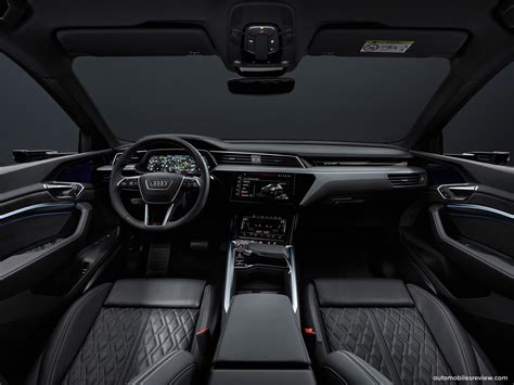 Audi SQ8 Sportback e-tron quattro (2024) - picture 45 of 58