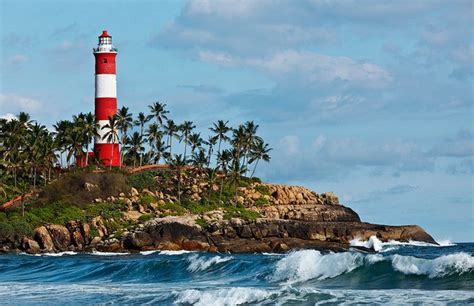 Tangasseri Lighthouse (1902), Kollam- a colonial structure