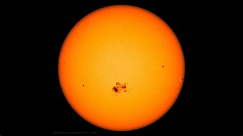 How to observe the sun safely (and what to look for) | Space