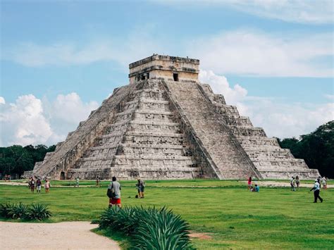 Uncovering the Mysteries of Mexico's Pyramids and Aztec History in ...