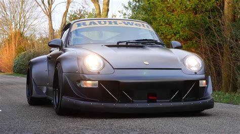 Sinister 993 Porsche 911 RWB Widebody Is Rare Sight On Autobahn